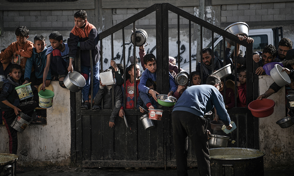 Mange barn i matkø Gaza