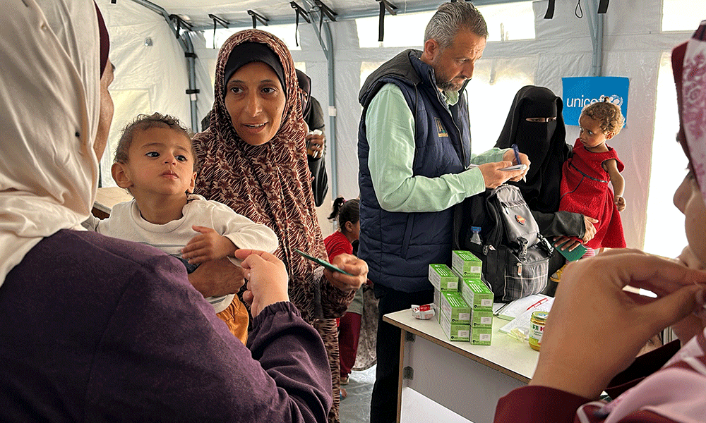 Barn behandles i Gaza