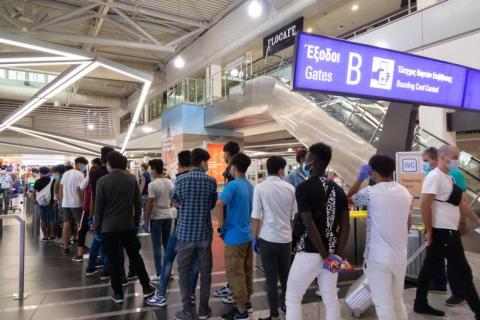 Airport queue