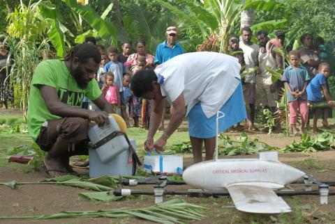 UNICEF frakter vaksiner trygt og effektivt ved hjelp av droner
