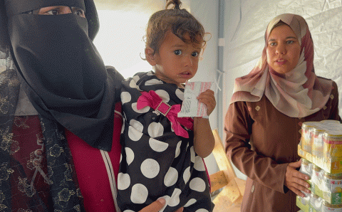 Jente med RUTF Gaza 2025