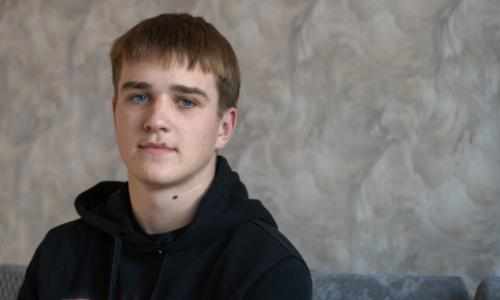 16 år gamle Tymofii fra Ukraina