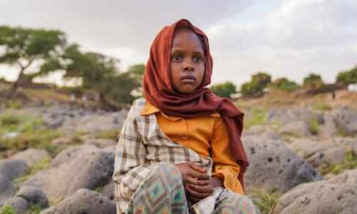 Alvorlig jente Sudan