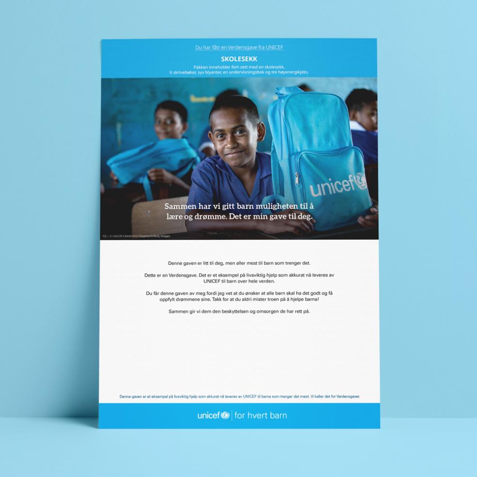 Gavebevis skolesekk.